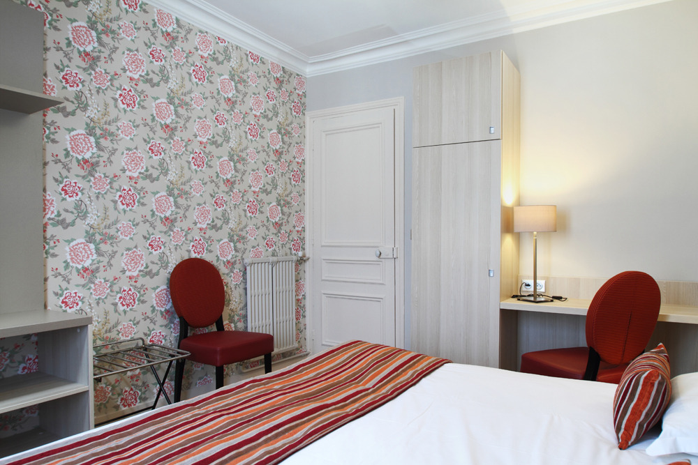 hotellerie-bretagne-finistere-sejour-dans-un-hotel-bicentenaire-centre-ville-morlaix10121422324344667779.jpg